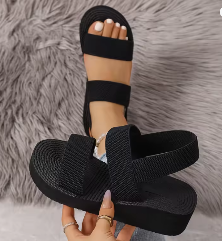 María- Sandalias de cuña elegantes