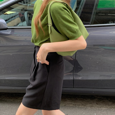 Amira