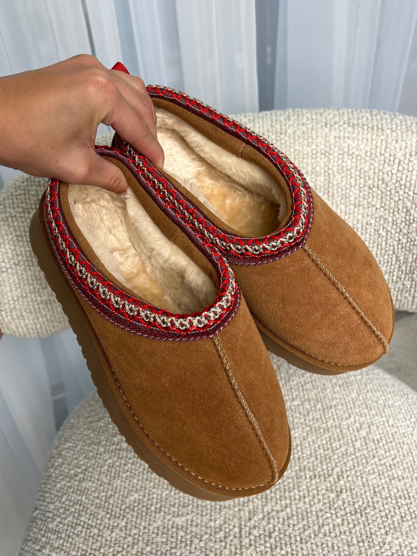 Tora platform teddy shoe - Brown/Red