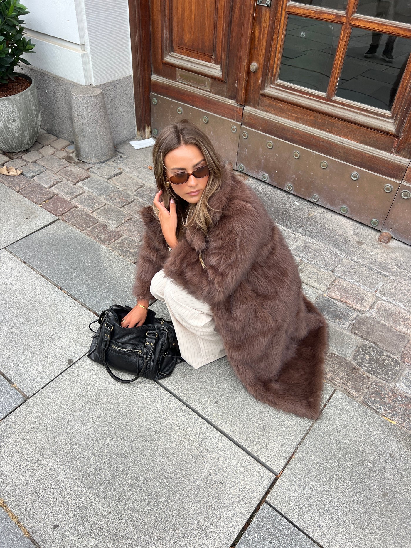Sana lang fur jacket - Dark brown