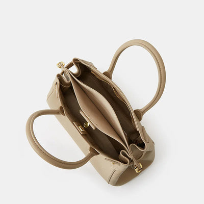 Vivienne Satchel